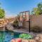 Private 3BR - 2BA Home - Patio and Pool - أفونديل