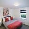 Bracknell Contemporary Stylish 3 bedroom in