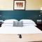 Queens Hotel