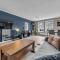 Northstay - The Urban Cityscape, Central & Modern, Sleeps 5