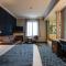 Monte Carlo Inn Toronto West Suites