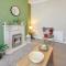 Vibrant 3br Coastal Haven Near South Shields Beach - South Shields