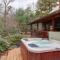 Creek Bend Escape with Hot Tub and River Views! - McCaysville