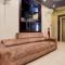 Super Townhouse Bani Park Formerly Aroma Residency