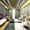 Queens Suite Hotel