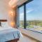 One Mircea Eliade - Luxurious Apartments with Panoramic City and Park View - بوخارست