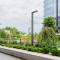 One Mircea Eliade - Luxurious Apartments with Panoramic City and Park View - بوخارست