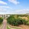 Tropical Horizons - Chic Family Stay with Pool - Darwin