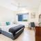 Tropical Horizons - Chic Family Stay with Pool - Darwin