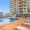 Break Free - Beachfront Resort in Heart of Surfers