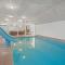 Large 18-Person Pool House With Activity Room, Built In 2011, - Ulfborg