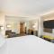 Comfort Inn & Suites Arlington Heights - Schaumburg