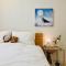 #New open sale#1 stop to Hongdae subway#3Room 4Bed 2Bathtoom#Cozy rooftop#Free luggage keeping#Free parking#close to K-Pop studio#many restaurants - Seul