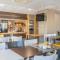 B&B Hôtel Marseille Aéroport Saint-Victoret