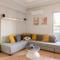 Athenian Entertainment & Relaxation Hub - Athen
