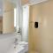 B&B HOTEL Dunkerque Centre Gare