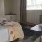 GH RedPillars Double ensuite rooms with Private entrance - Port Elizabeth