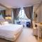 Chenal Hotel