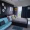Tagaytay Cityland Taal Lake View with balcony by SAB - Tagaytay