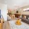 40sec walk to Xlendi Beach - Fully Air Con & Heated Brand New Central Apartment
