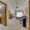 6000 sqft Pine House with indoor swimming pool - رينو