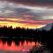 Beautiful Lake Lodge with Huge Private Dock - Spanaway