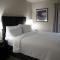 Lucilles Hotel, Restaurant, & Bar