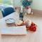 Stylish home, with amazing estuary view - Pilton