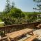 8 bdrm Blue Mountain Cottage, Large Groups, Private Beach Access, Hot Tub, Sauna, Ping Pong Table Perfect for Large Groups, Petfriendly