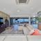 Tuscany on Tinaroo - Lakeside Luxury
