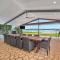 Tuscany on Tinaroo - Lakeside Luxury - Barrine