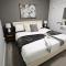 Beautiful Suite King Bed,Long Stays,Disney,Airport - Edmonton