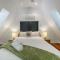 Canopy Chalet 10