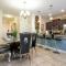 Five Bedrooms TownHome with Pool 4849