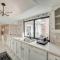Spectacular 4BR 2,5BA Holiday Home with Pool and Grill