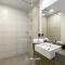 Stylish 1BR Apartment in JVC near Circle Mall - Dubaj
