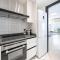 2 Bedroom Cozy Apartment In Cannes