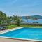 4 Bedroom Stunning Home In Turanj