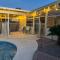 Mid-century 4BR ranch with private pool, 1M to pickleball - Tucson