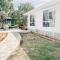 Sonnys At Robe 350m to Long Beach Coastal Getaway Pet Friendly Two bedroom Home