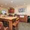 Salmon Cottage