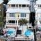 Just Beachy - 5 Bedroom 5 Bathroom Beach Front Home! Sleeps 20 home