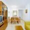 Modern apartment in Oropesa, 60 m², with shared pool