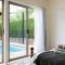 Private Pool Retreat in Watson - Watson