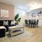 Downtown 5 Bedroom, AC, Rogers, Commonwealth, EXPO