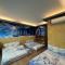 3D Sunflower Embossed B&B - Hualian