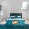 Modern 2-Bedroom Apartment, Leatherhead, Sleeps 5 - ليذرهيد