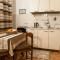 Huter Apartments