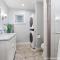 Gorgeous Cottage Steps from Beach, Hot Tub, Arcade, Coffee Bars - ساوث هافن