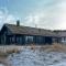Amazing Home In Øyer With Wifi